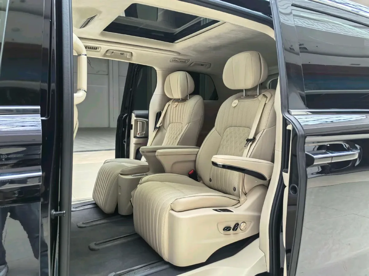 2024 Voyah Dream BEV 108.73KWH,autocango,china used car exporter,china ev exporter,chinese used car exporter,chinese used ev exporter