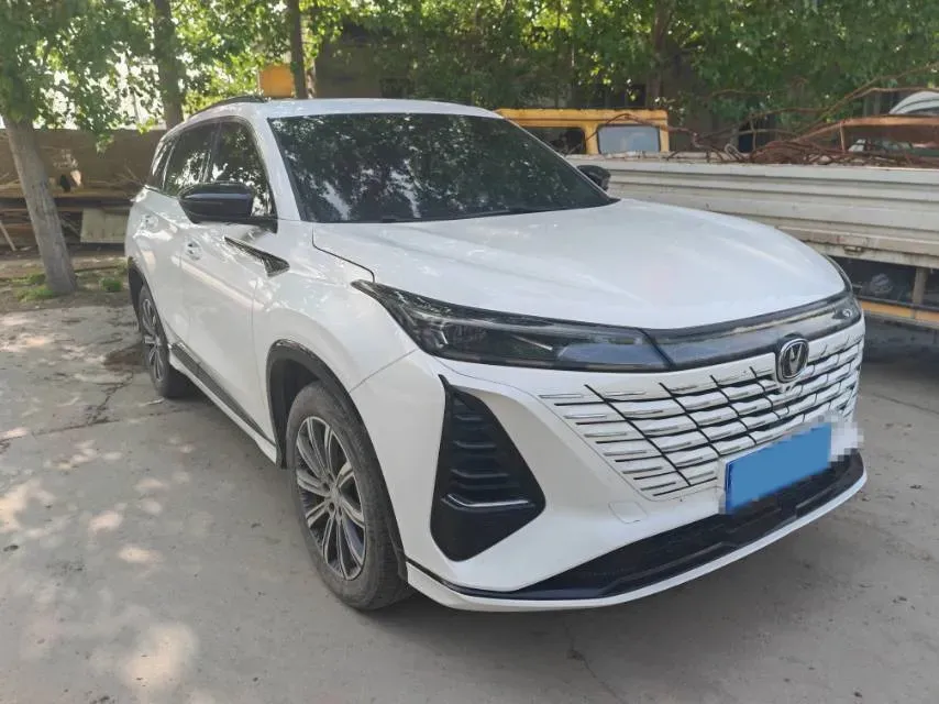 2022 ChangAn CS75 Plus 1.5T 188HP L4 8AT,autocango,china used car exporter,china ev exporter,chinese used car exporter,chinese used ev exporter