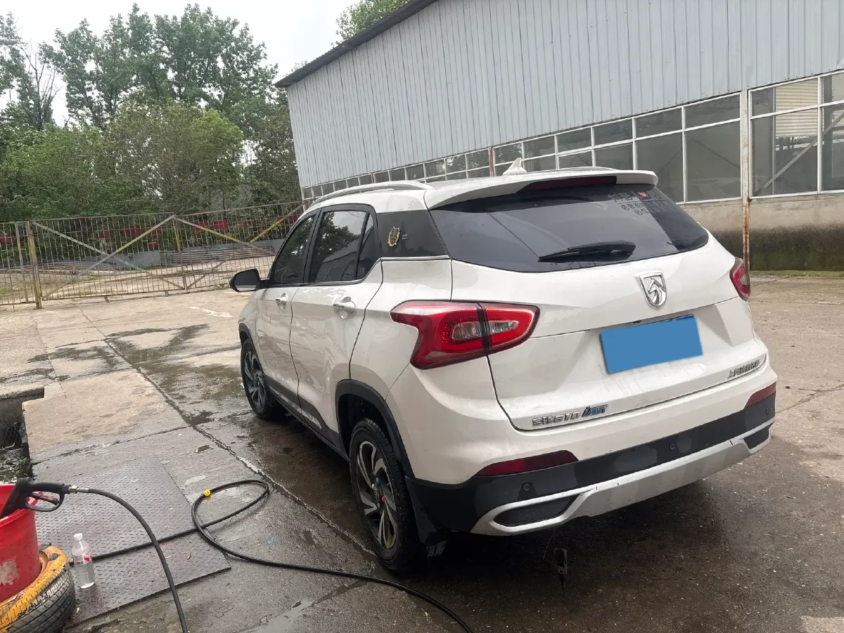 2017 HaiMa S5 Young Edition 1.6L 122HP L4 5MT,autocango,china used car exporter,china ev exporter,chinese used car exporter,chinese used ev exporter