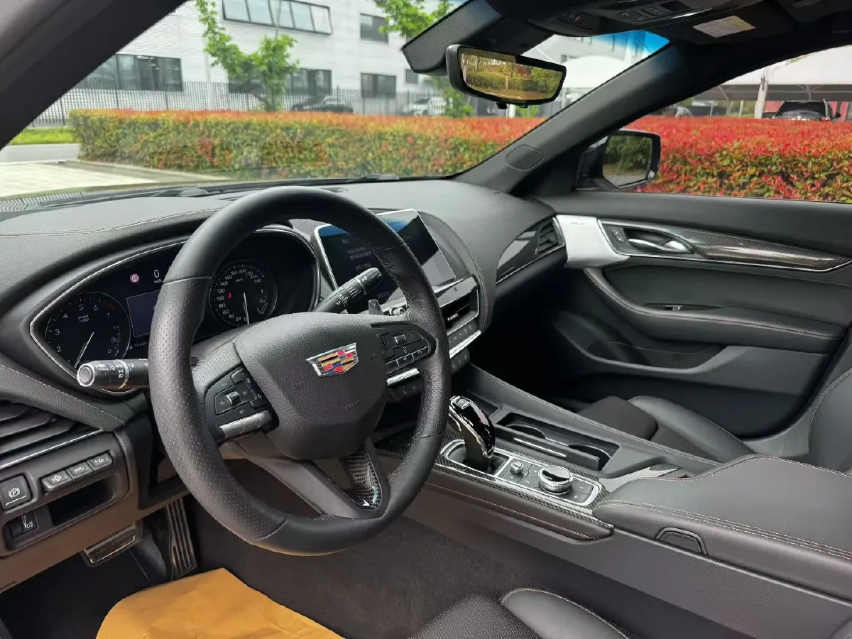 2020 Cadillac CT5 2.0T 241HP L4 10AT,autocango,china used car exporter,china ev exporter,chinese used car exporter,chinese used ev exporter