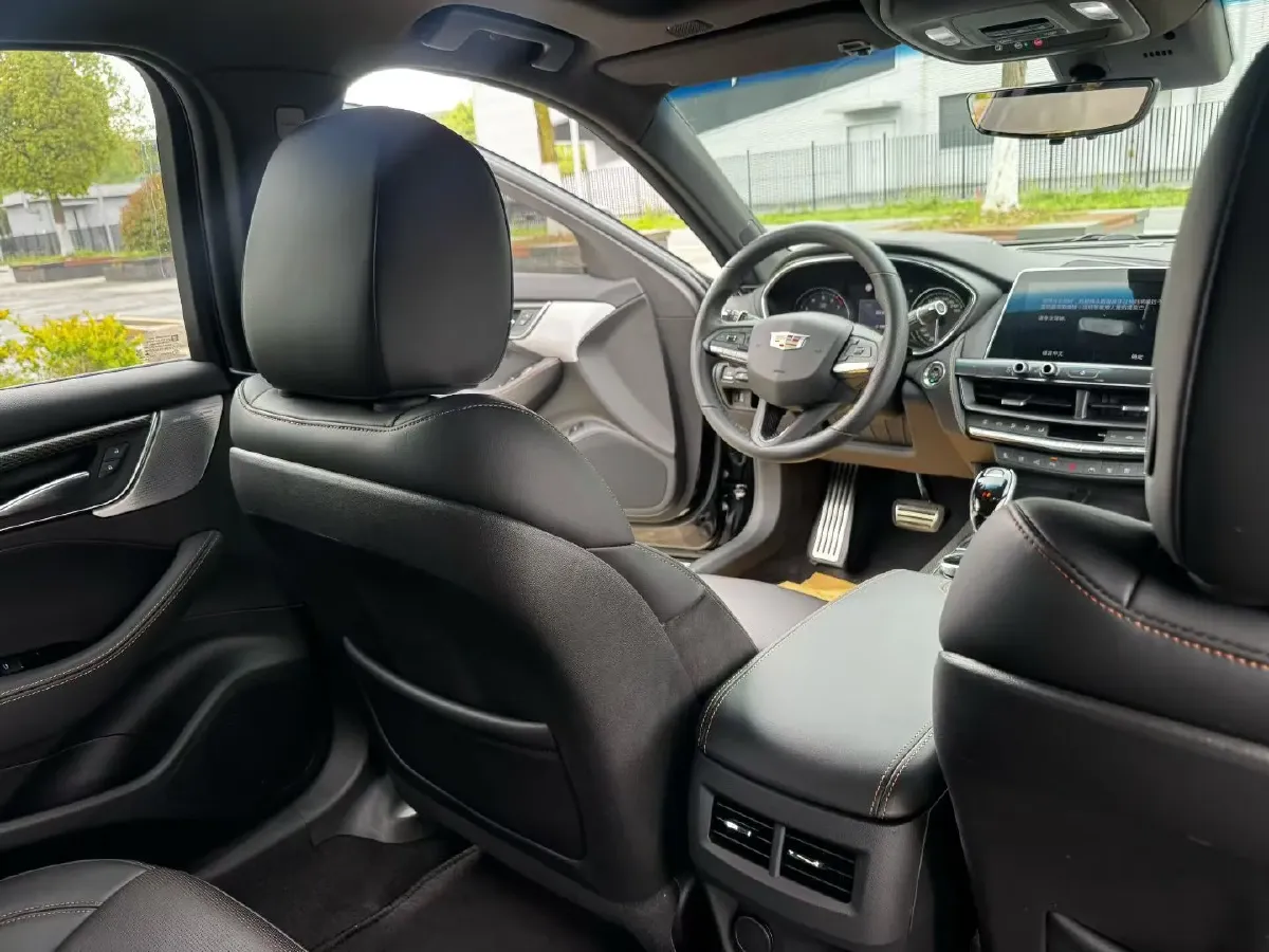 2020 Cadillac CT5 2.0T 241HP L4 10AT,autocango,china used car exporter,china ev exporter,chinese used car exporter,chinese used ev exporter