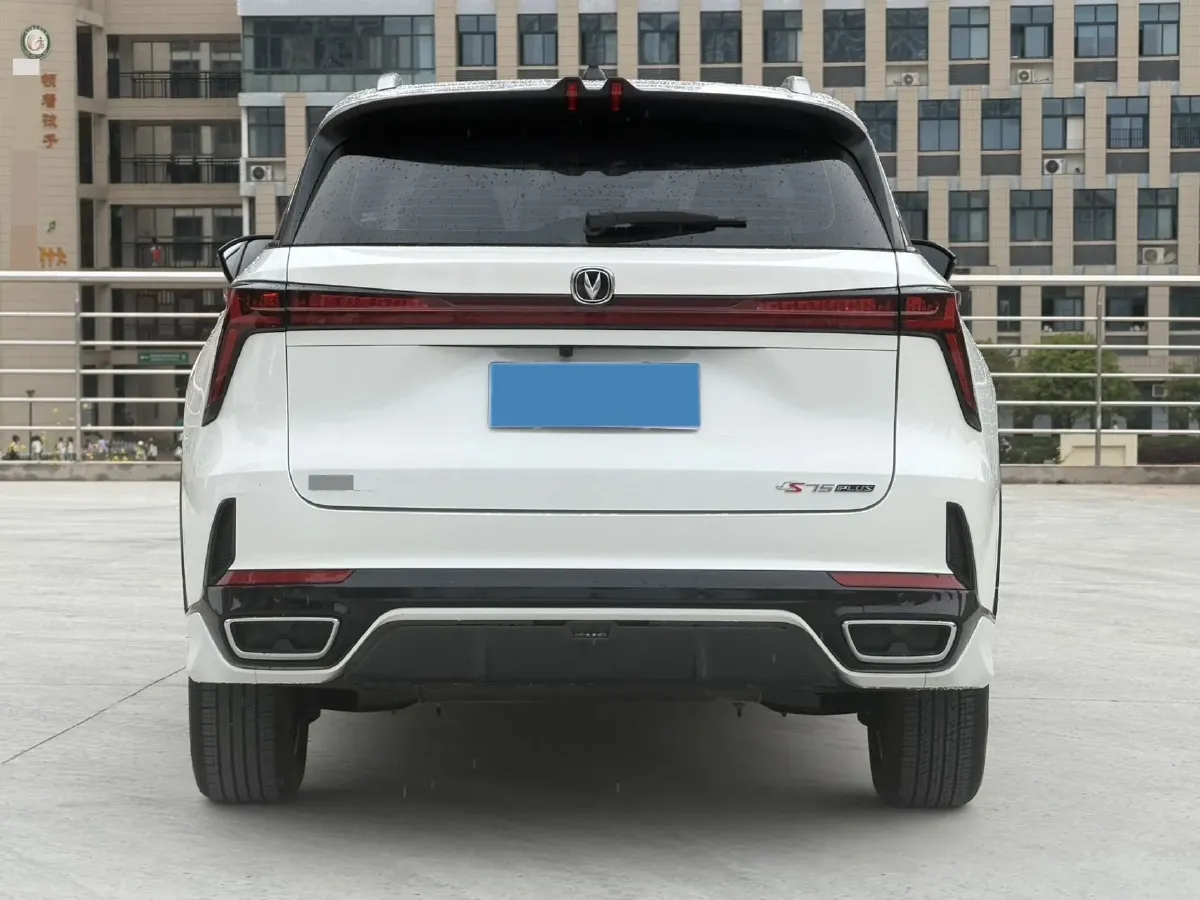 2025 ChangAn CS75 Plus 1.5T 188HP L4 8AT,autocango,china used car exporter,china ev exporter,chinese used car exporter,chinese used ev exporter
