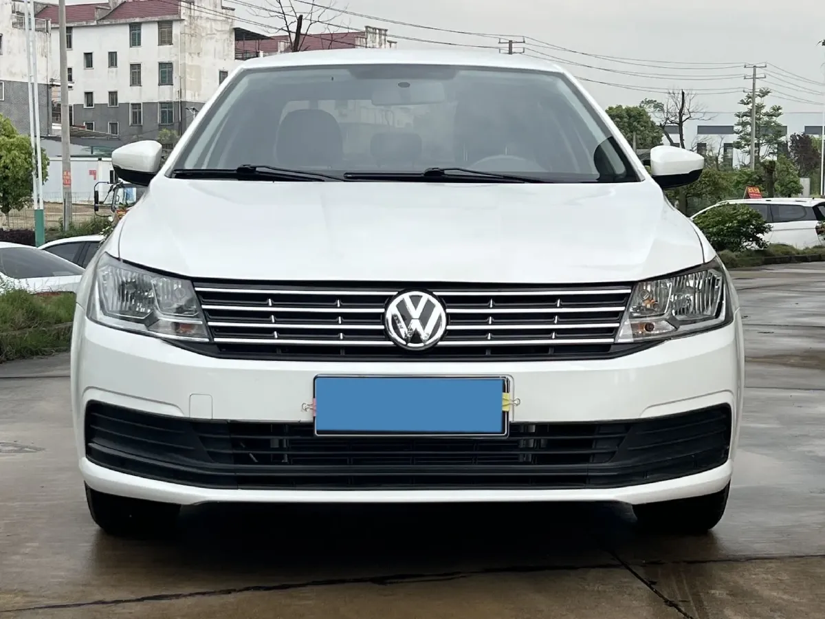 2018 Landwind XiaoYao 1.5T 163HP L4 CVT,autocango,china used car exporter,china ev exporter,chinese used car exporter,chinese used ev exporter