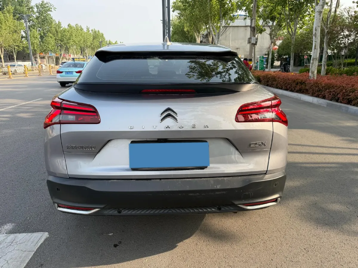 2022 Citroen C5 X 1.6T 175HP L4 8AT,autocango,china used car exporter,china ev exporter,chinese used car exporter,chinese used ev exporter