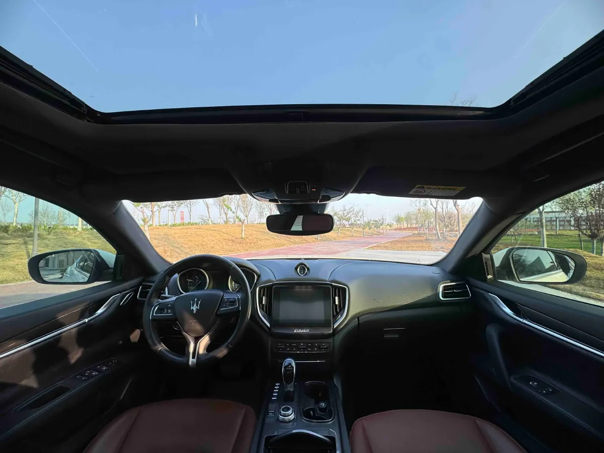 2018 Maserati Ghibli 3.0T 350HP V6 8AT,autocango,china used car exporter,china ev exporter,chinese used car exporter,chinese used ev exporter