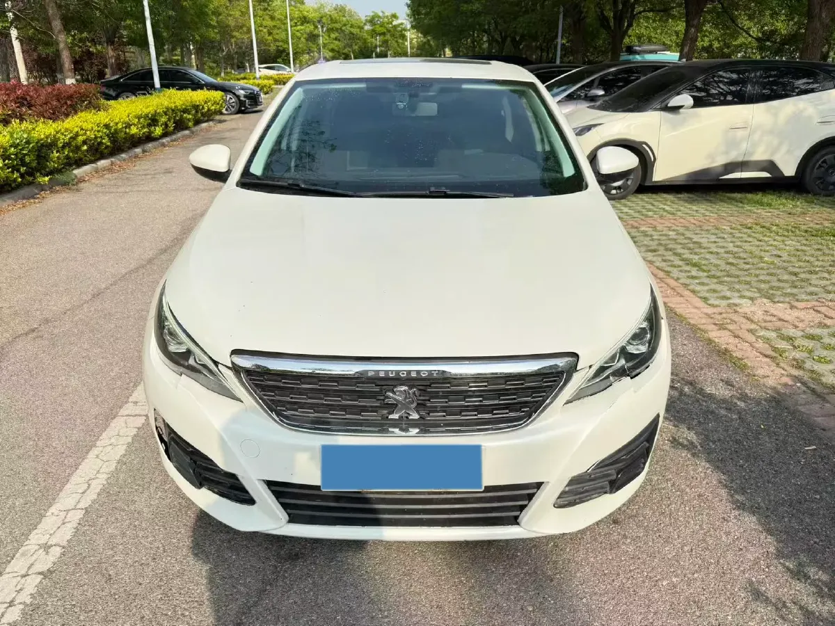 2018 Peugeot 308 1.6L 117HP L4 6AT,autocango,china used car exporter,china ev exporter,chinese used car exporter,chinese used ev exporter