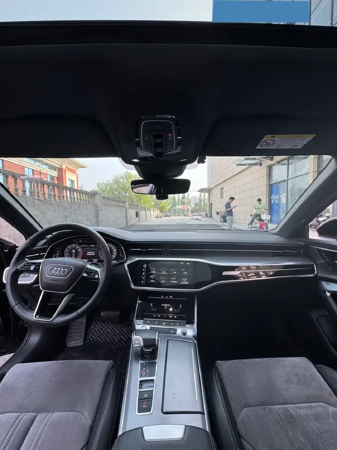 2019 Mercedes-Benz E Class 1.5T 184HP L4 9AT,autocango,china used car exporter,china ev exporter,chinese used car exporter,chinese used ev exporter