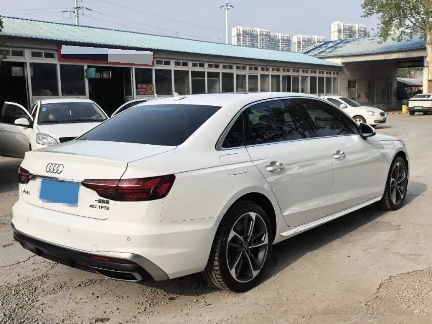 2022 Audi A4L 2.0T 190HP L4 7DCT,autocango,china used car exporter,china ev exporter,chinese used car exporter,chinese used ev exporter