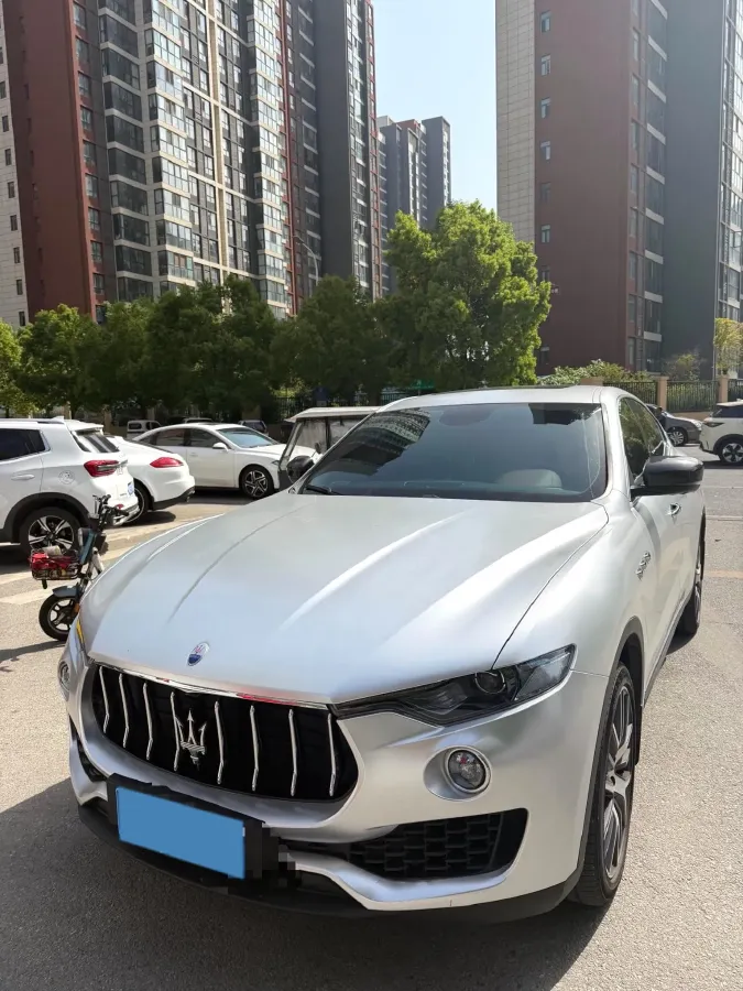 2019 Maserati Levante 3.0T 350HP V6 8AT,autocango,china used car exporter,china ev exporter,chinese used car exporter,chinese used ev exporter