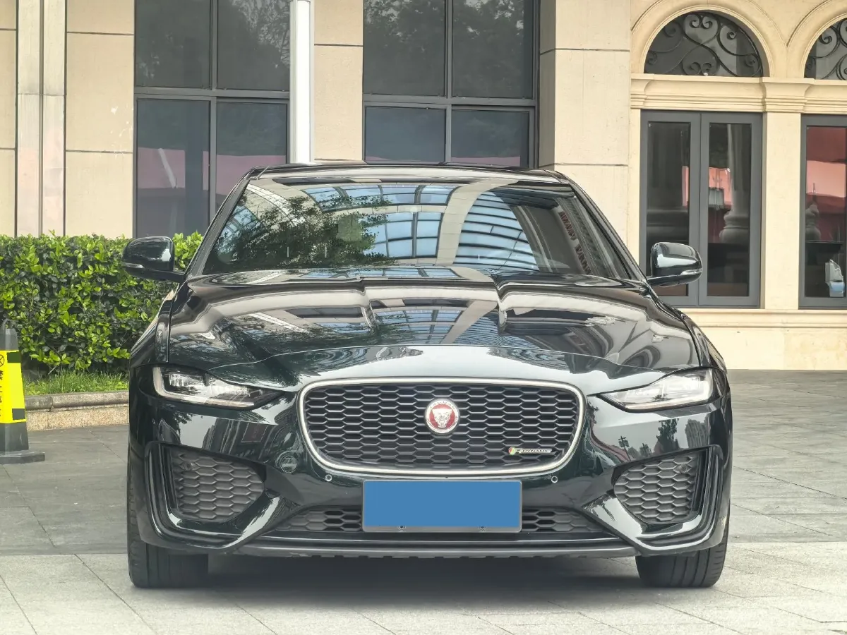 2023 Jaguar XEL 2.0T 250HP L4 8AT,autocango,china used car exporter,china ev exporter,chinese used car exporter,chinese used ev exporter