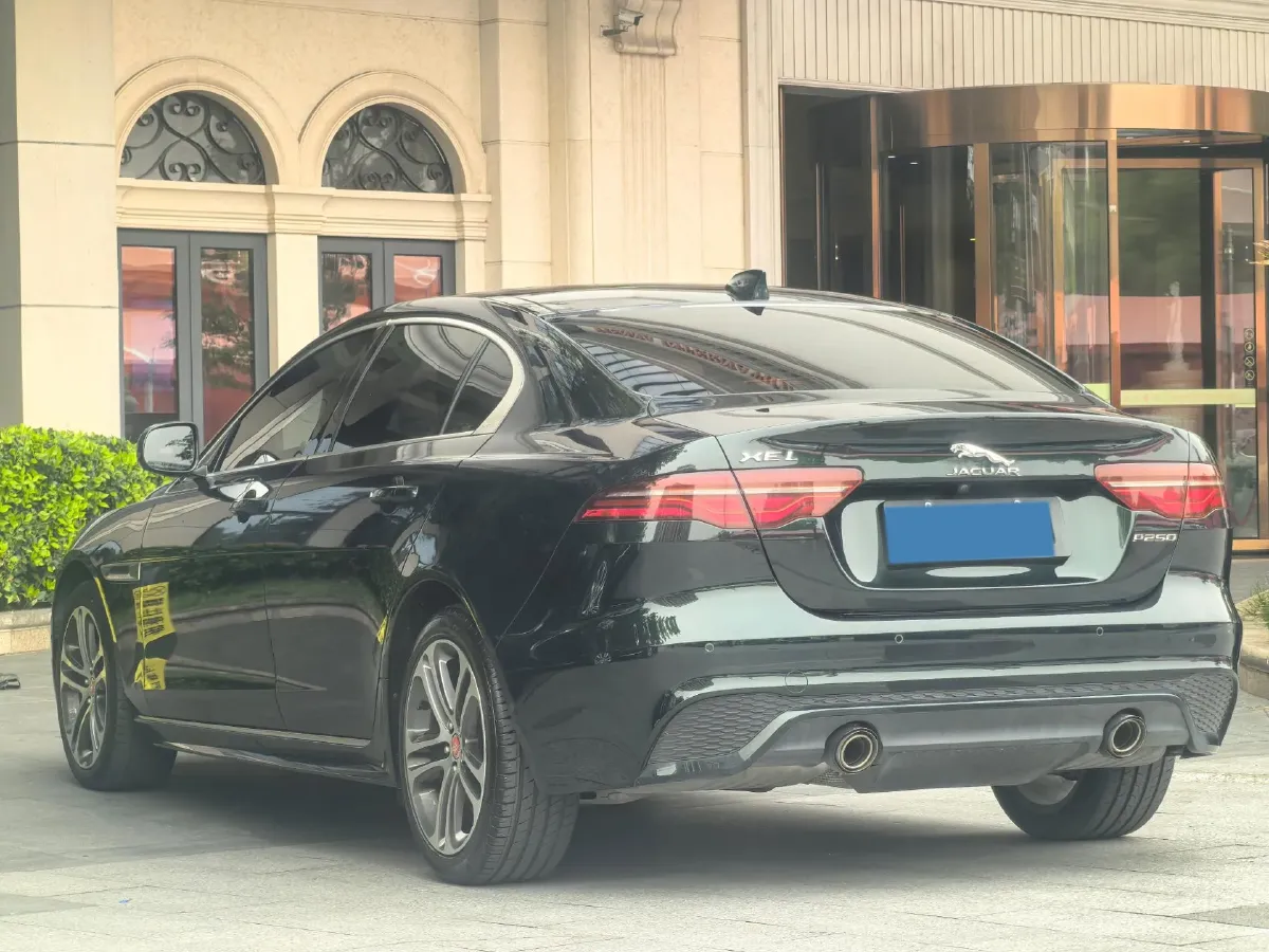2023 Jaguar XEL 2.0T 250HP L4 8AT,autocango,china used car exporter,china ev exporter,chinese used car exporter,chinese used ev exporter