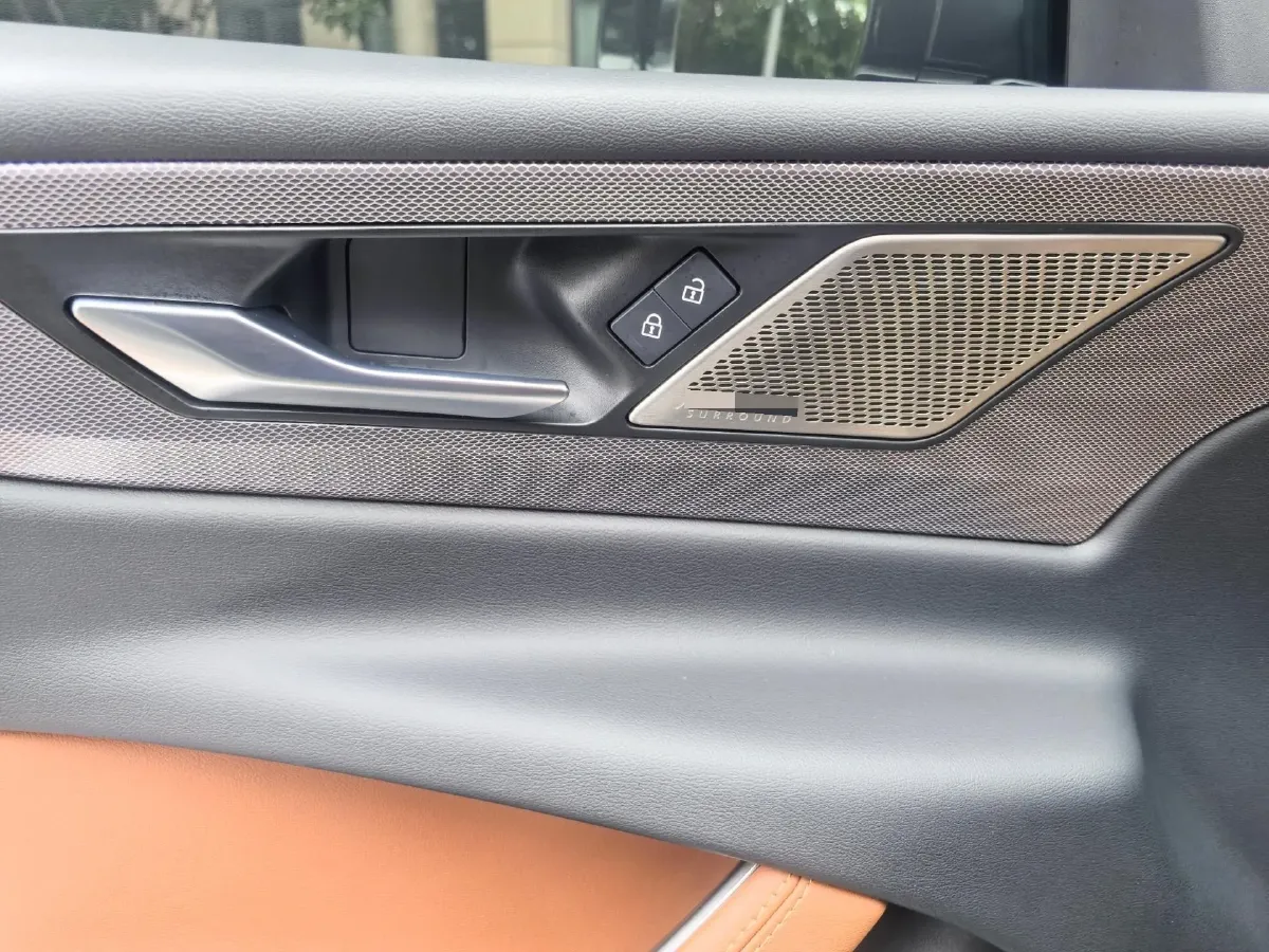 2023 Jaguar XEL 2.0T 250HP L4 8AT,autocango,china used car exporter,china ev exporter,chinese used car exporter,chinese used ev exporter