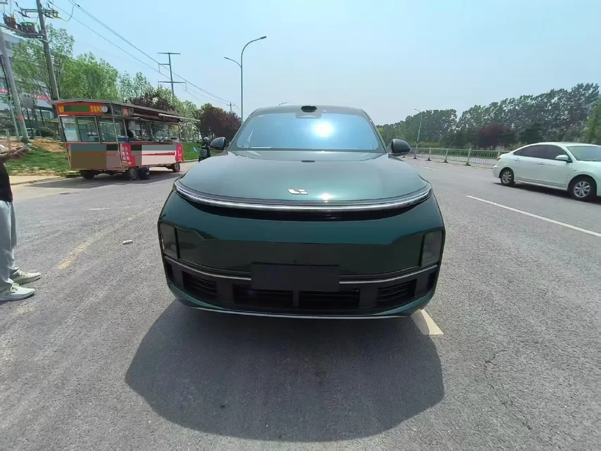 2025 Li L9 Range Extended 154HP REEV,autocango,china used car exporter,china ev exporter,chinese used car exporter,chinese used ev exporter