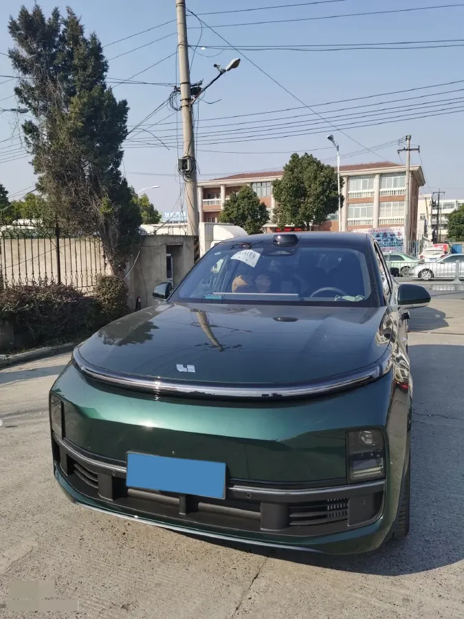 2025 Li L9 Range Extended 154HP REEV,autocango,china used car exporter,china ev exporter,chinese used car exporter,chinese used ev exporter