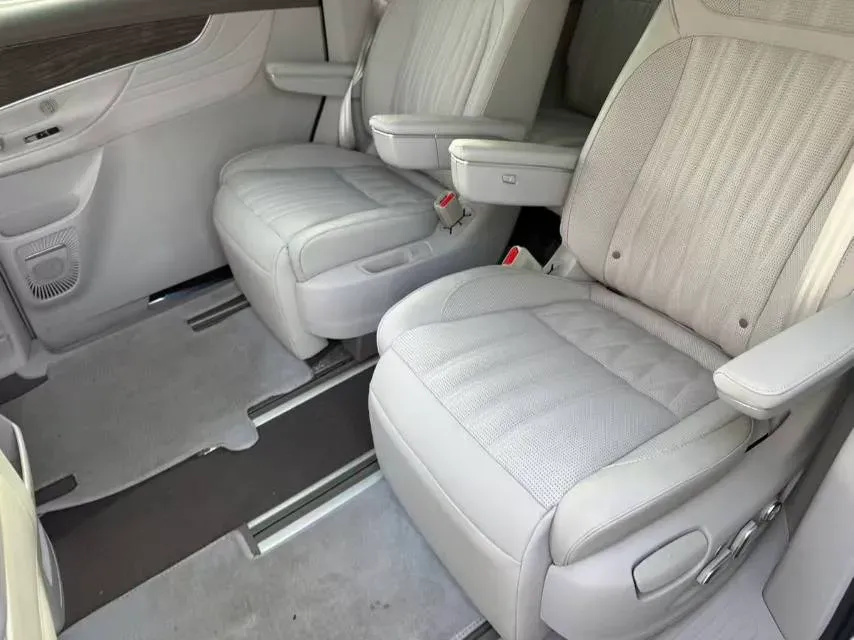 2022 Roewe iMAX8 BEV 90KWH,autocango,china used car exporter,china ev exporter,chinese used car exporter,chinese used ev exporter