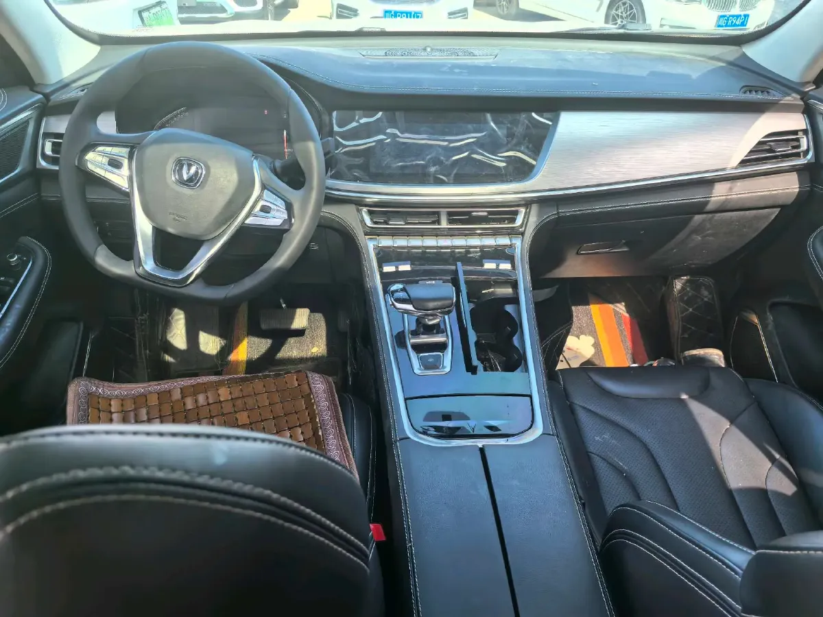 2019 ChangAn CS85 Coupe 1.5T 178HP L4 7DCT,autocango,china used car exporter,china ev exporter,chinese used car exporter,chinese used ev exporter