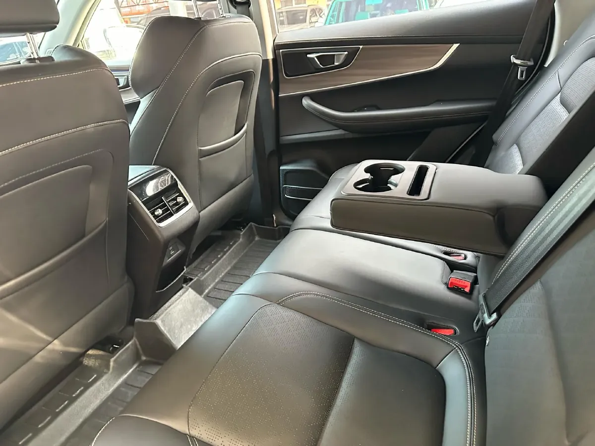 2019 Chery Tiggo 8 1.6T 197HP L4 7DCT,autocango,china used car exporter,china ev exporter,chinese used car exporter,chinese used ev exporter