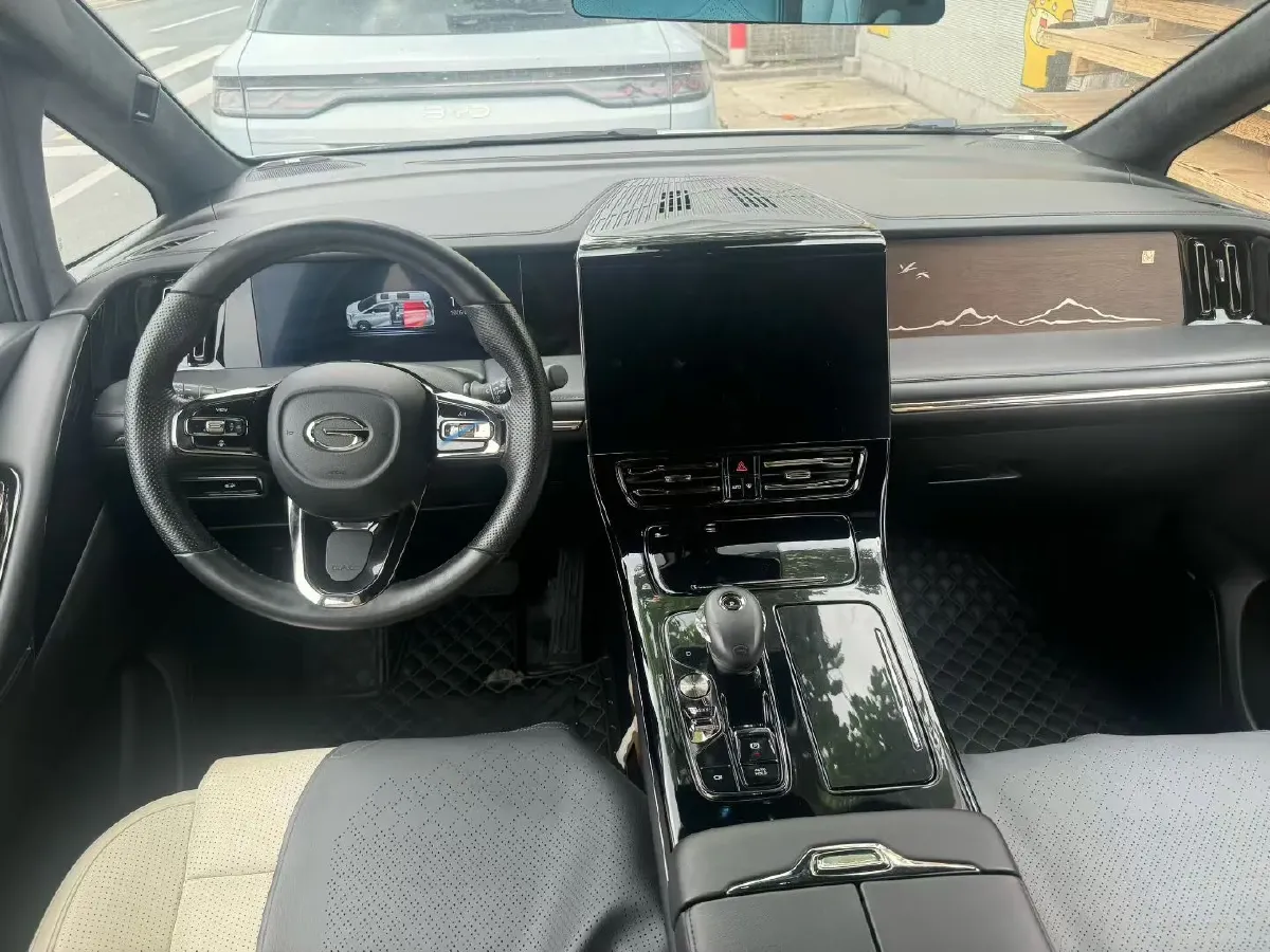 2023 GAC Trumpchi M8 2.0T 252HP L4 8AT,autocango,china used car exporter,china ev exporter,chinese used car exporter,chinese used ev exporter