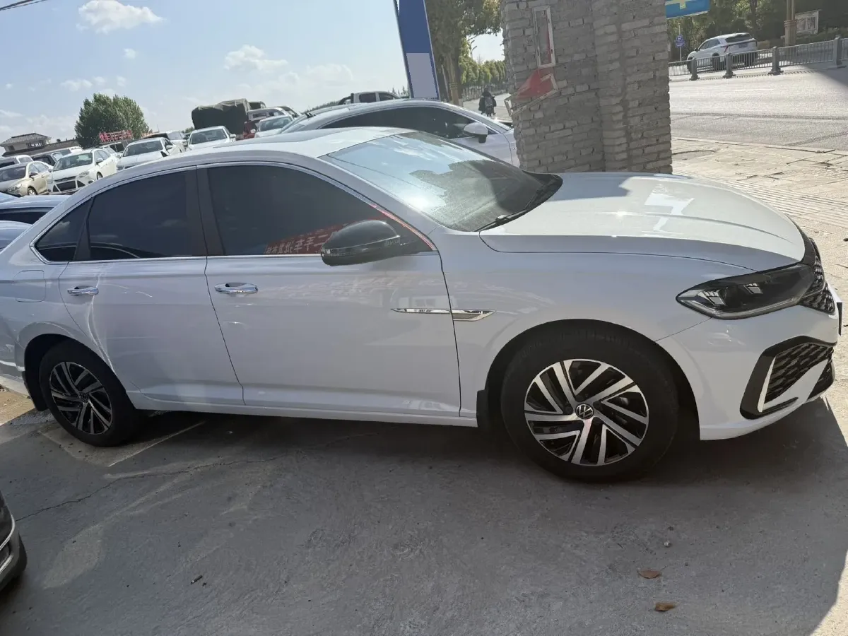 2023 Volkswagen Lavida 1.5T 160HP L4 7DCT,autocango,china used car exporter,china ev exporter,chinese used car exporter,chinese used ev exporter