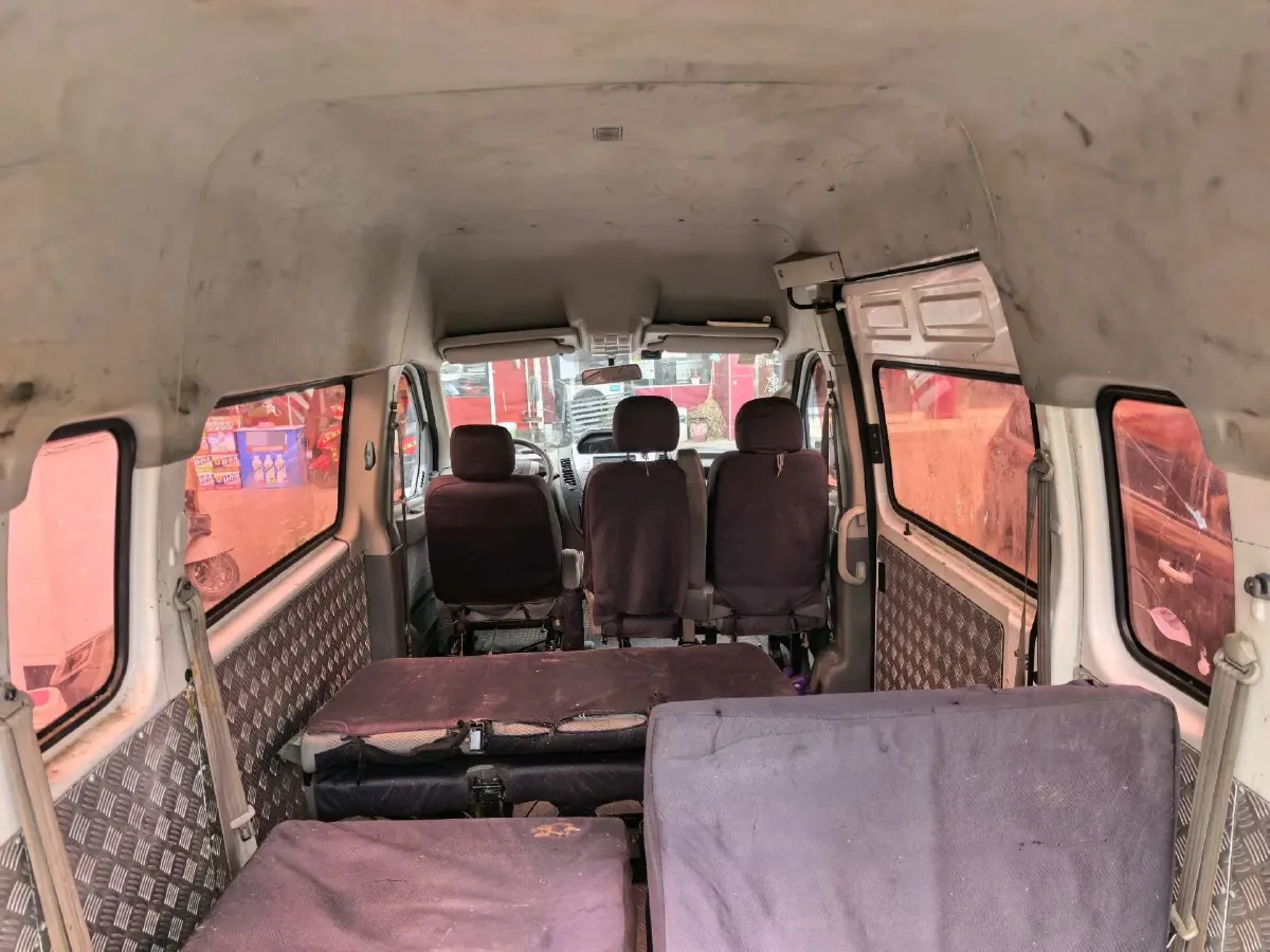 2017 MAXUS XinTu V80 2.5T 136HP L4 6MT,autocango,china used car exporter,china ev exporter,chinese used car exporter,chinese used ev exporter