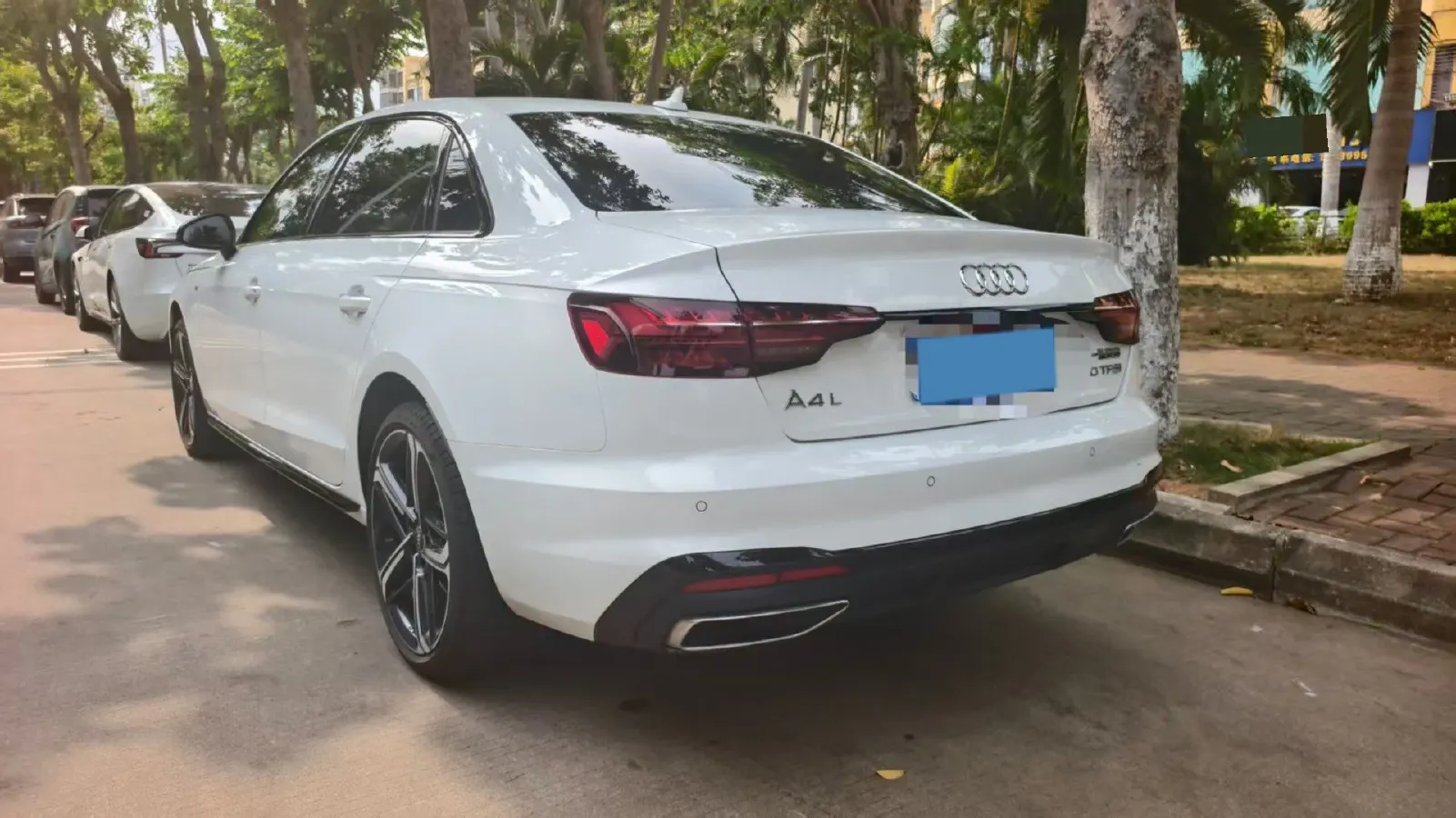 2024 Audi A4L 2.0T 190HP L4 7DCT,autocango,china used car exporter,china ev exporter,chinese used car exporter,chinese used ev exporter