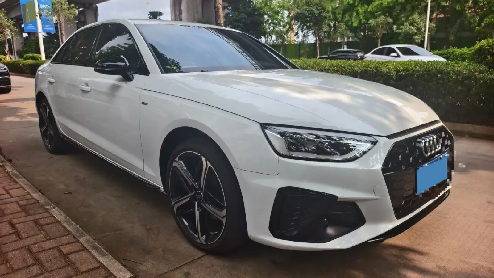 2024 Audi A4L 2.0T 190HP L4 7DCT,autocango,china used car exporter,china ev exporter,chinese used car exporter,chinese used ev exporter