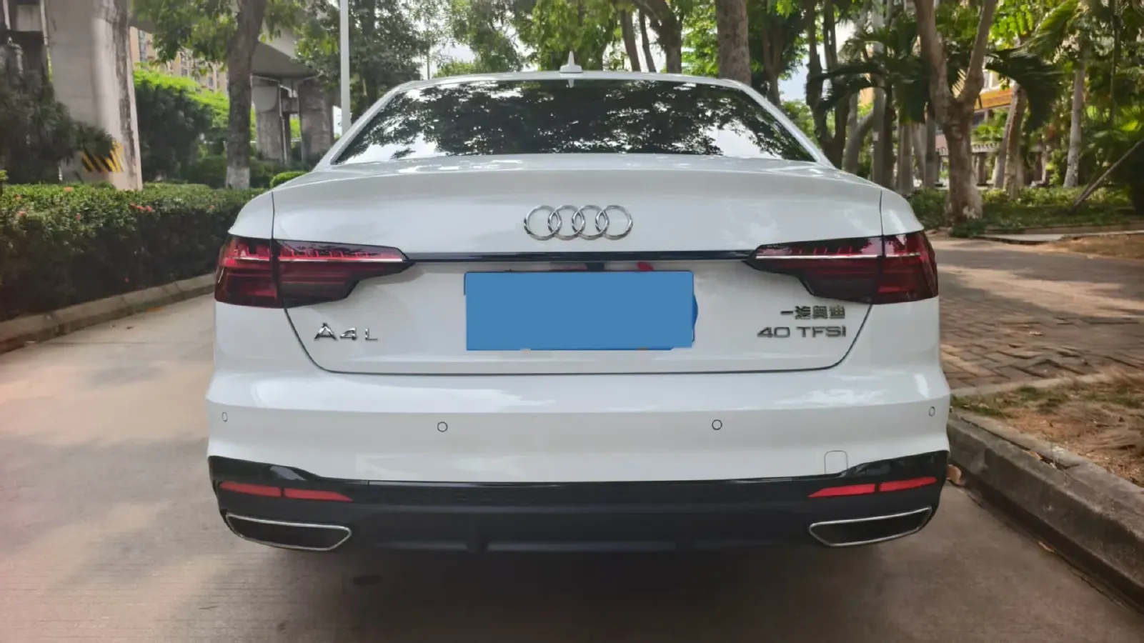 2024 Audi A4L 2.0T 190HP L4 7DCT,autocango,china used car exporter,china ev exporter,chinese used car exporter,chinese used ev exporter