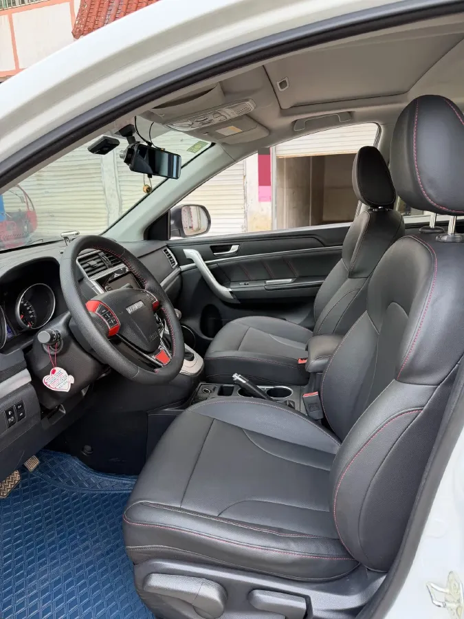 2019 Haval M6 1.5T 150HP L4 7DCT,autocango,china used car exporter,china ev exporter,chinese used car exporter,chinese used ev exporter