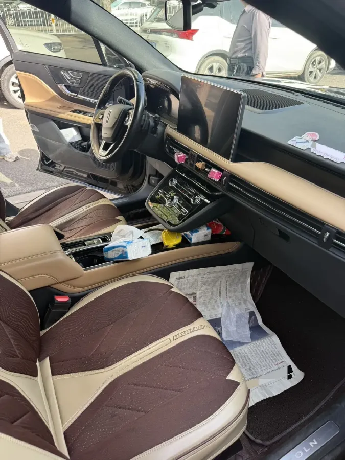 2021 Lincoln Corsair 2.0T 245HP L4 8AT,autocango,china used car exporter,china ev exporter,chinese used car exporter,chinese used ev exporter