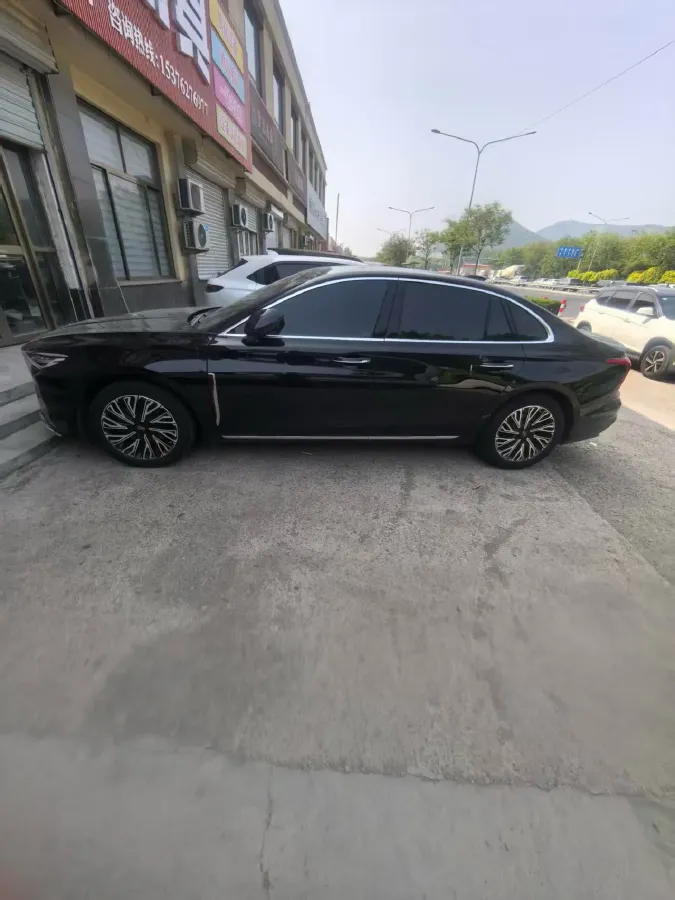2022 HongQi H5 1.8T 197HP L4 6AT,autocango,china used car exporter,china ev exporter,chinese used car exporter,chinese used ev exporter