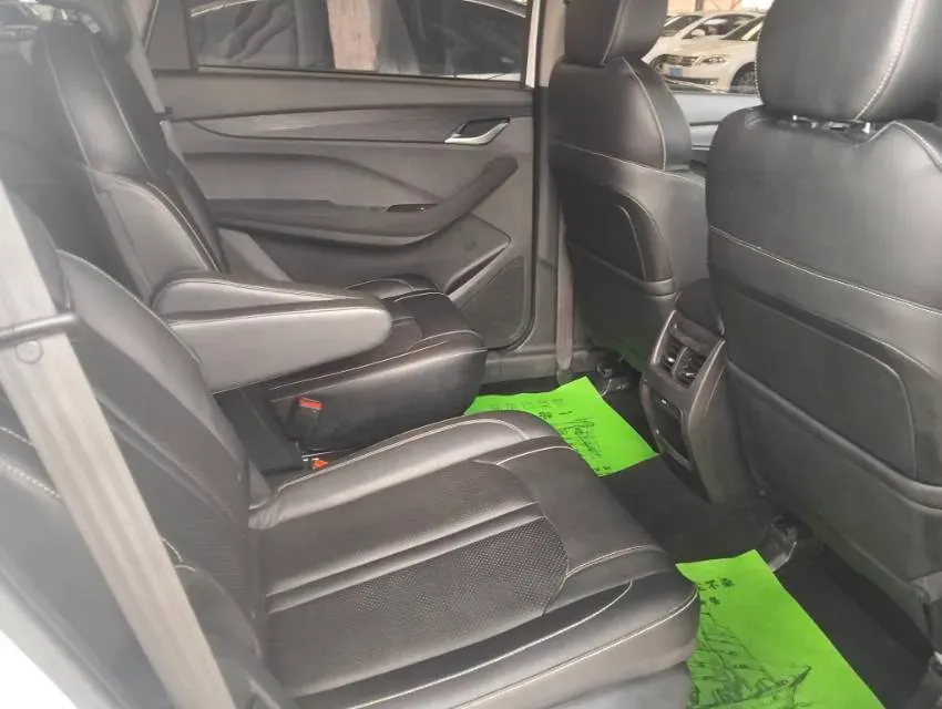 2018 BaoJun 360 1.5L 112HP L4 6MT,autocango,china used car exporter,china ev exporter,chinese used car exporter,chinese used ev exporter