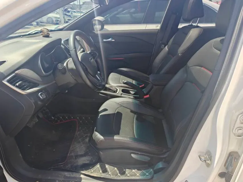 2022 Chevrolet Monza 1.3T 163HP L3 6AT,autocango,china used car exporter,china ev exporter,chinese used car exporter,chinese used ev exporter