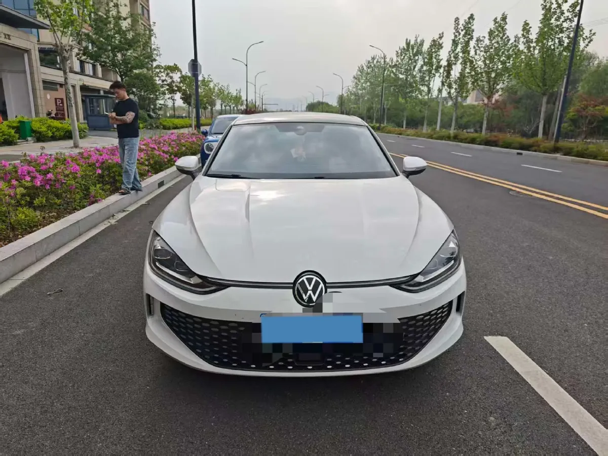 2023 Volkswagen Lamando 1.4T 150HP L4 7DCT,autocango,china used car exporter,china ev exporter,chinese used car exporter,chinese used ev exporter