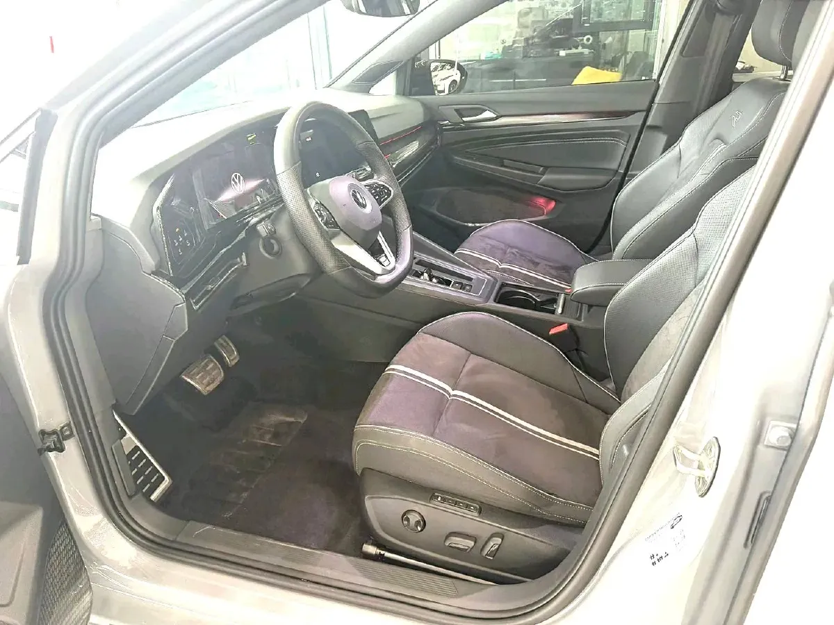 2023 Volkswagen Golf 1.4T 150HP L4 7DCT,autocango,china used car exporter,china ev exporter,chinese used car exporter,chinese used ev exporter