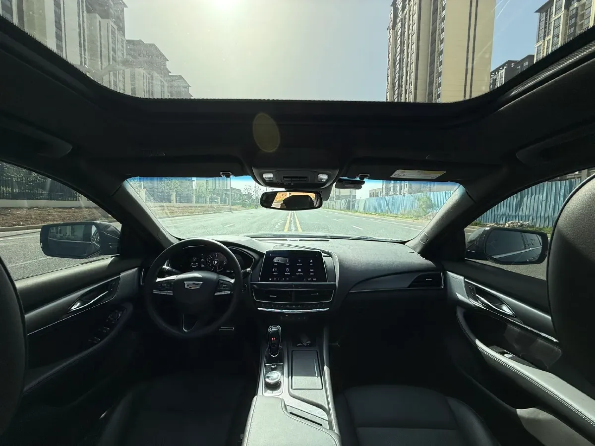 2022 Cadillac CT5 2.0T 237HP L4 10AT,autocango,china used car exporter,china ev exporter,chinese used car exporter,chinese used ev exporter