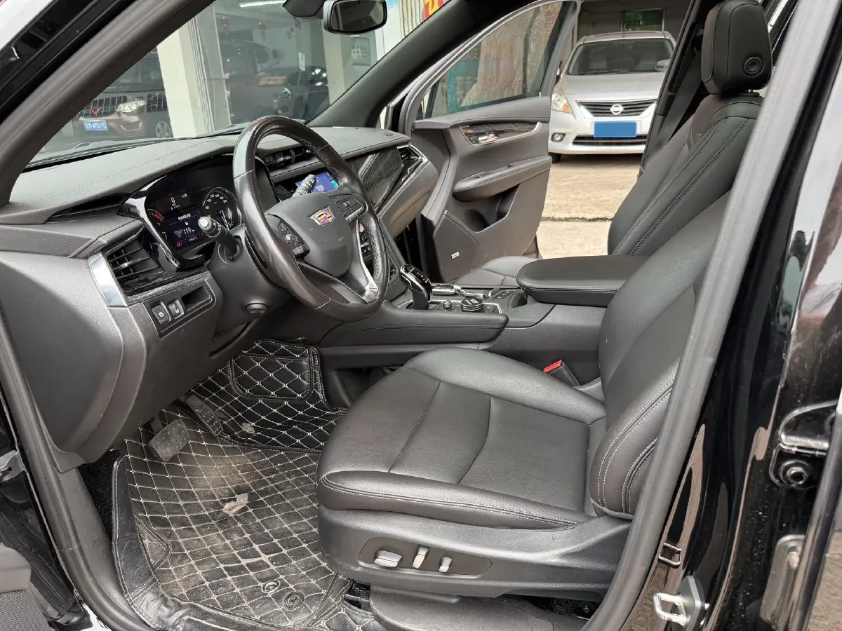2021 Cadillac XT6 2.0T 237HP L4 9AT,autocango,china used car exporter,china ev exporter,chinese used car exporter,chinese used ev exporter