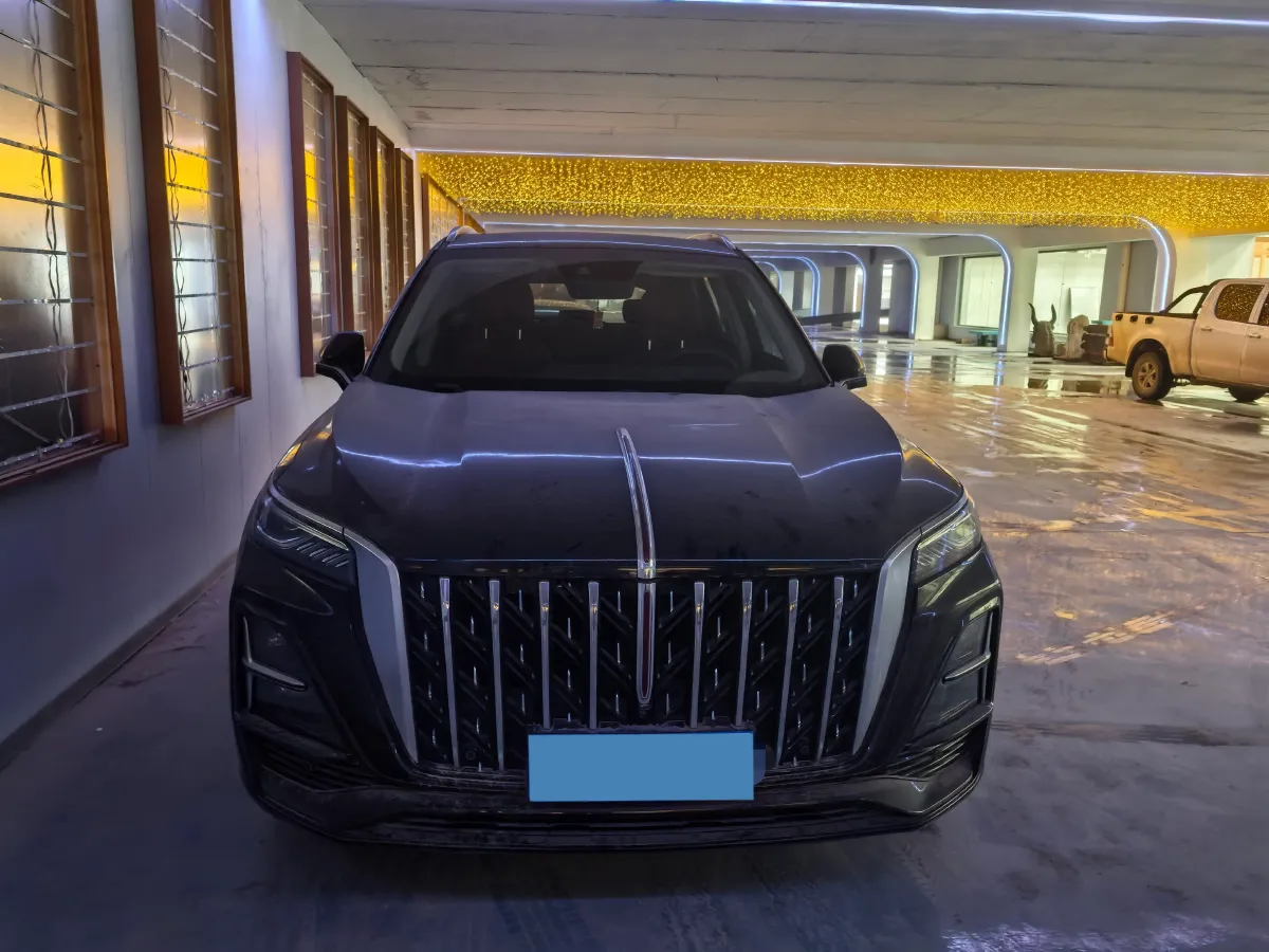 2023 HongQi HS5 2.0T 252HP L4 8AT,autocango,china used car exporter,china ev exporter,chinese used car exporter,chinese used ev exporter
