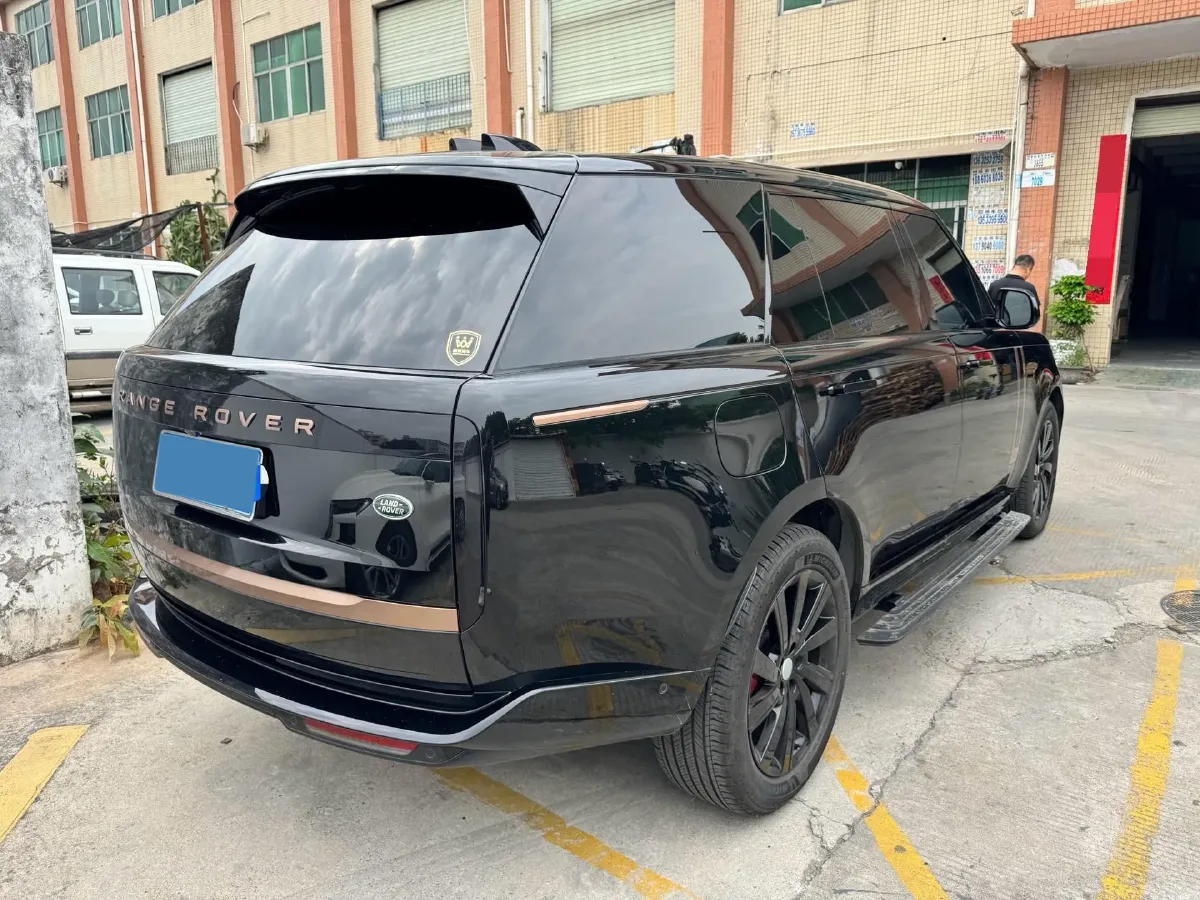 2025 Land Rover Range Rover 3.0T 400HP L6 8AT,autocango,china used car exporter,china ev exporter,chinese used car exporter,chinese used ev exporter