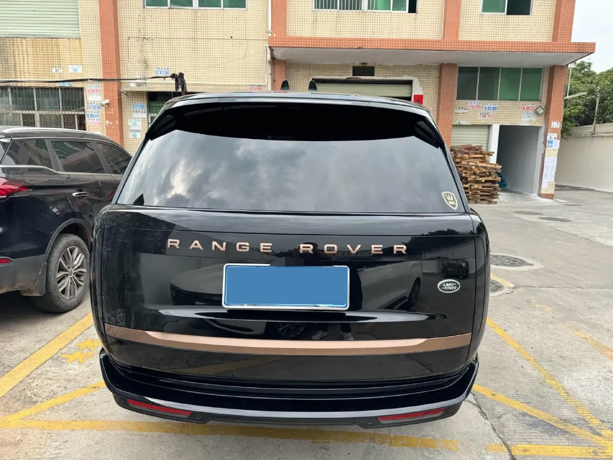 2025 Land Rover Range Rover 3.0T 400HP L6 8AT,autocango,china used car exporter,china ev exporter,chinese used car exporter,chinese used ev exporter
