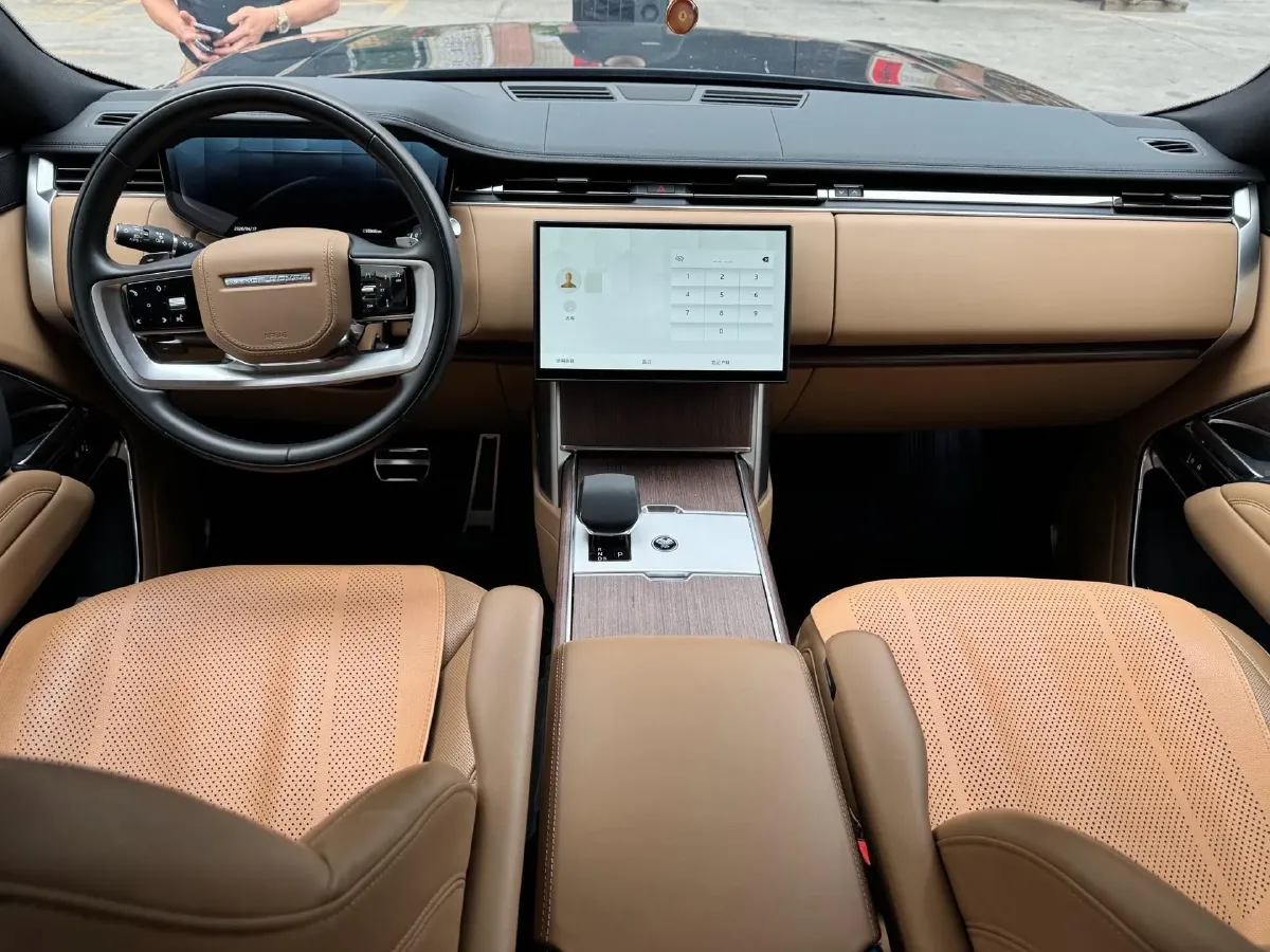 2025 Land Rover Range Rover 3.0T 400HP L6 8AT,autocango,china used car exporter,china ev exporter,chinese used car exporter,chinese used ev exporter