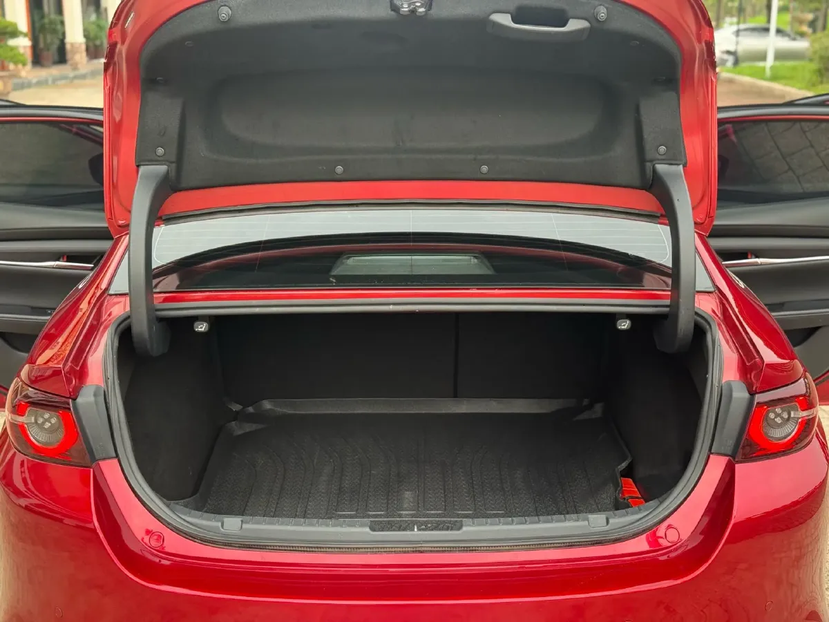 2021 Mazda 3 Axela 2.0L 158HP L4 6AT,autocango,china used car exporter,china ev exporter,chinese used car exporter,chinese used ev exporter