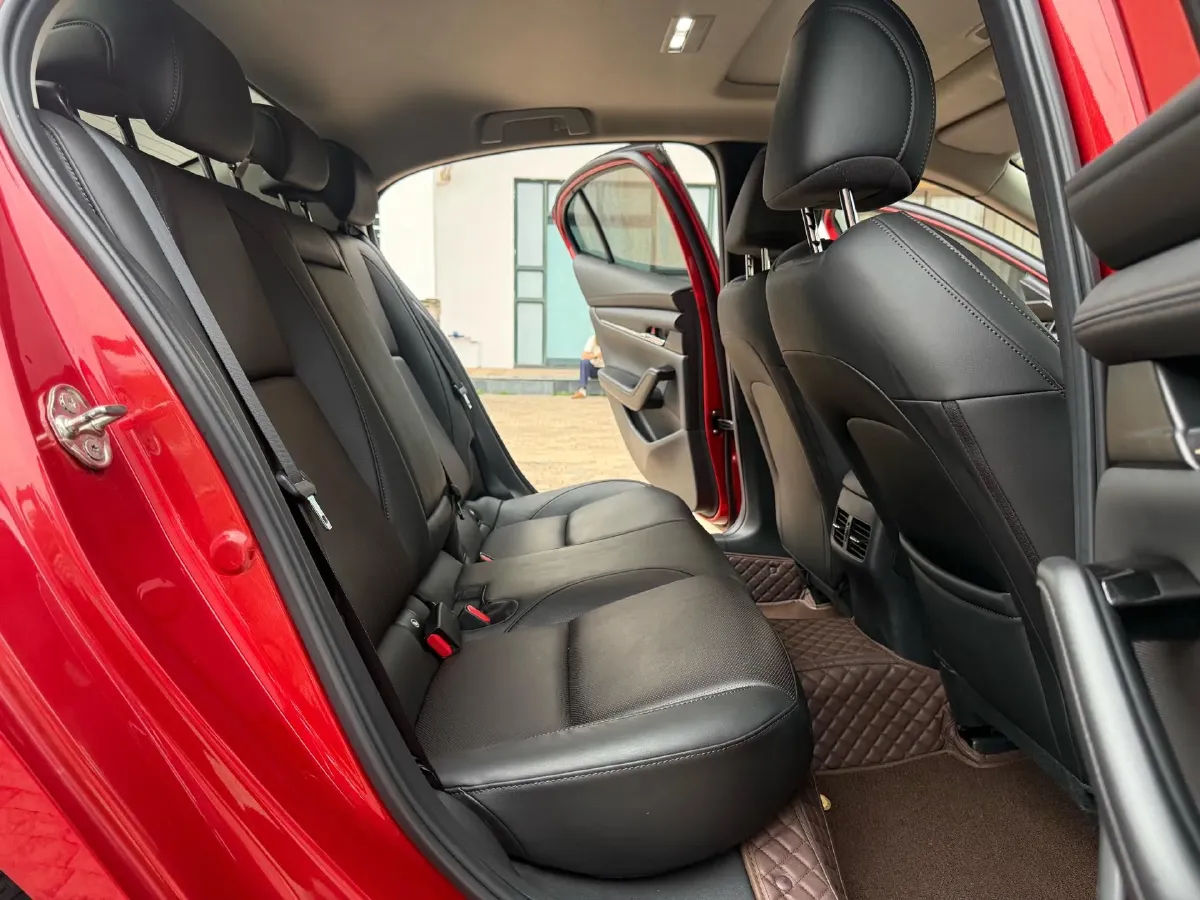 2021 Mazda 3 Axela 2.0L 158HP L4 6AT,autocango,china used car exporter,china ev exporter,chinese used car exporter,chinese used ev exporter