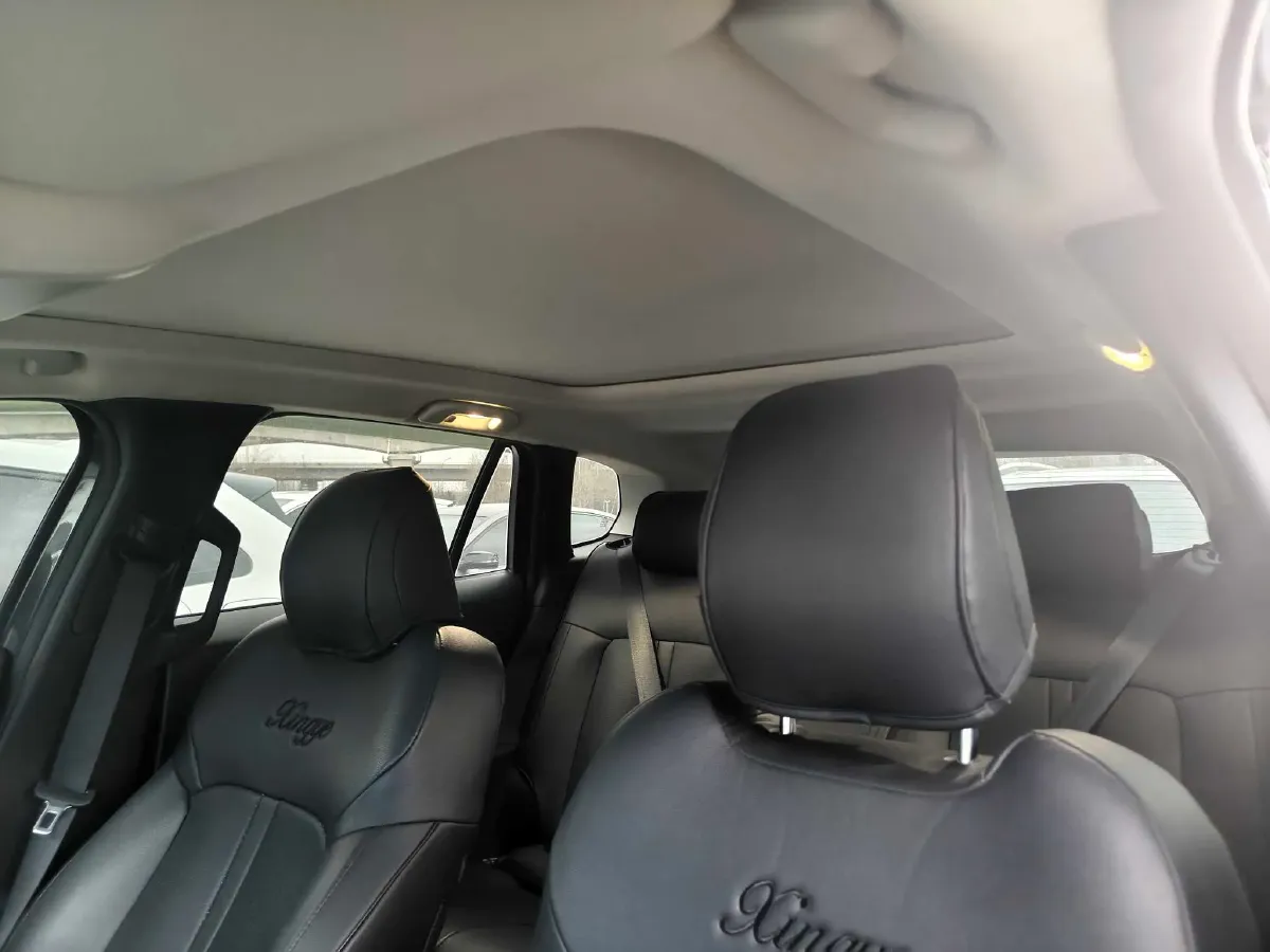 2023 Mazda CX-50 2.0L 155HP L4 6AT,autocango,china used car exporter,china ev exporter,chinese used car exporter,chinese used ev exporter