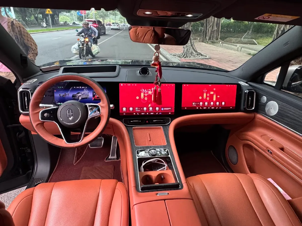 2024 AITO AITO M9 1.5T 152HP L4 REEV 42KWH,autocango,china used car exporter,china ev exporter,chinese used car exporter,chinese used ev exporter