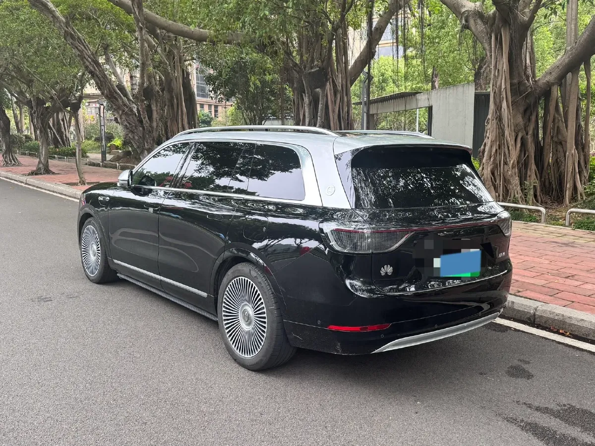 2024 AITO AITO M9 1.5T 152HP L4 REEV 42KWH,autocango,china used car exporter,china ev exporter,chinese used car exporter,chinese used ev exporter