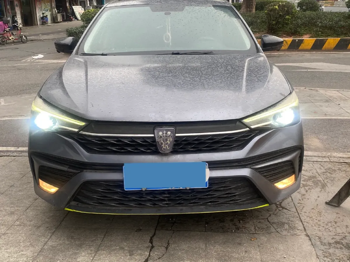 2021 Roewe i5 1.5L 120HP L4 CVT,autocango,china used car exporter,china ev exporter,chinese used car exporter,chinese used ev exporter