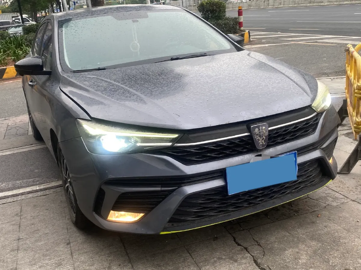 2021 Roewe i5 1.5L 120HP L4 CVT,autocango,china used car exporter,china ev exporter,chinese used car exporter,chinese used ev exporter