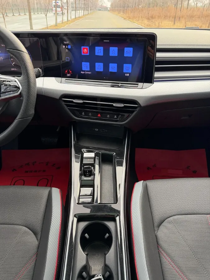 2023 Volkswagen Lamando 1.4T 150HP L4 7DCT,autocango,china used car exporter,china ev exporter,chinese used car exporter,chinese used ev exporter