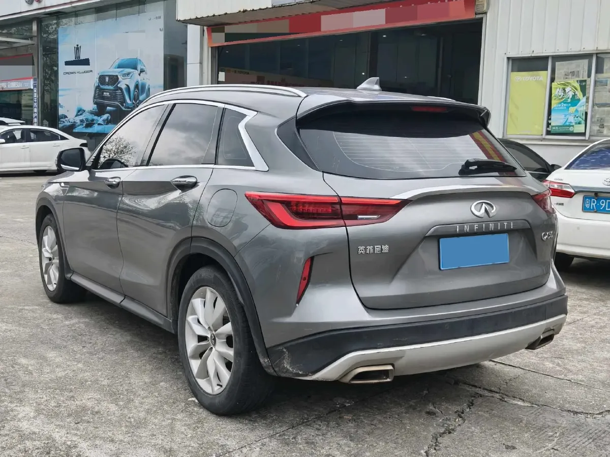 2018 Infiniti QX30 2.0T 211HP L4 7DCT,autocango,china used car exporter,china ev exporter,chinese used car exporter,chinese used ev exporter