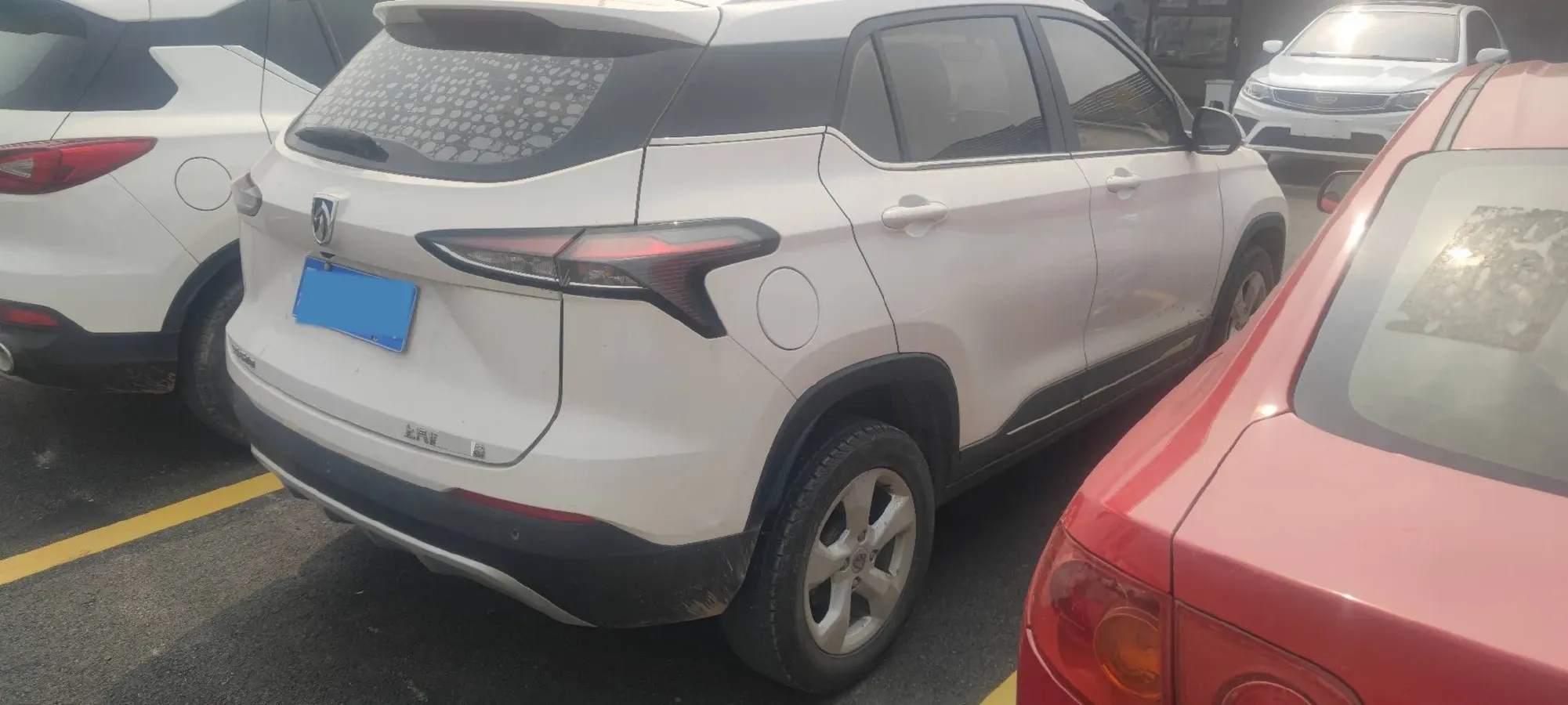 2019 BaoJun 730 1.5L 105HP L4 6MT,autocango,china used car exporter,china ev exporter,chinese used car exporter,chinese used ev exporter